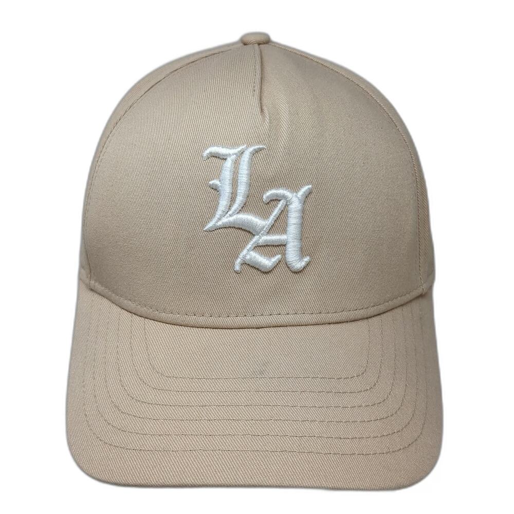 Cotton:On 5 Panel Beige One Size Hat LA Old English Embroidery Cotton Snapback